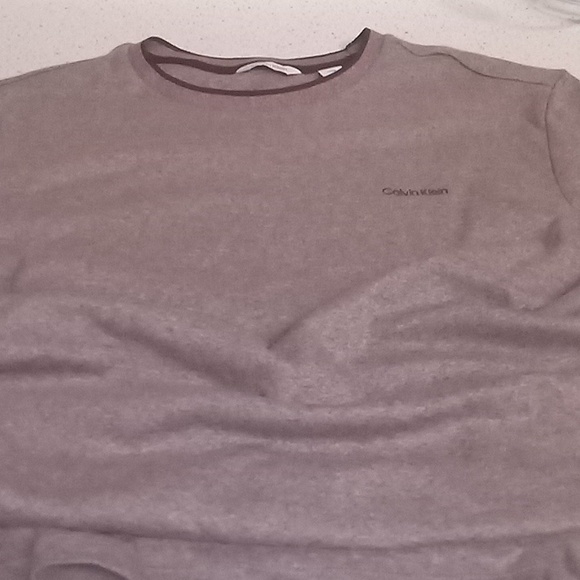 Shirt - Picture 3 of 3